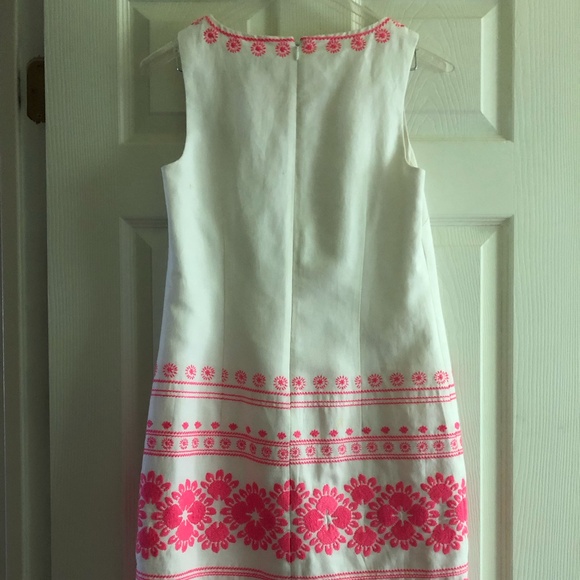 Darling Vineyard Vines dress - Picture 3 of 3